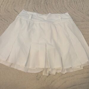 Aerie Women's White Athletic Shorts